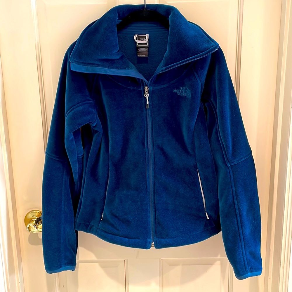 💙 Women’s North Face fleece jacket